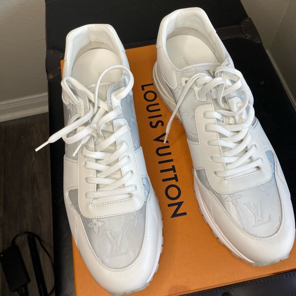 Never worn , comes with original box - Picture 3 of 5